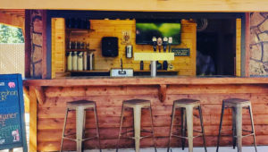 Munich-Haus-beergarden-bar-